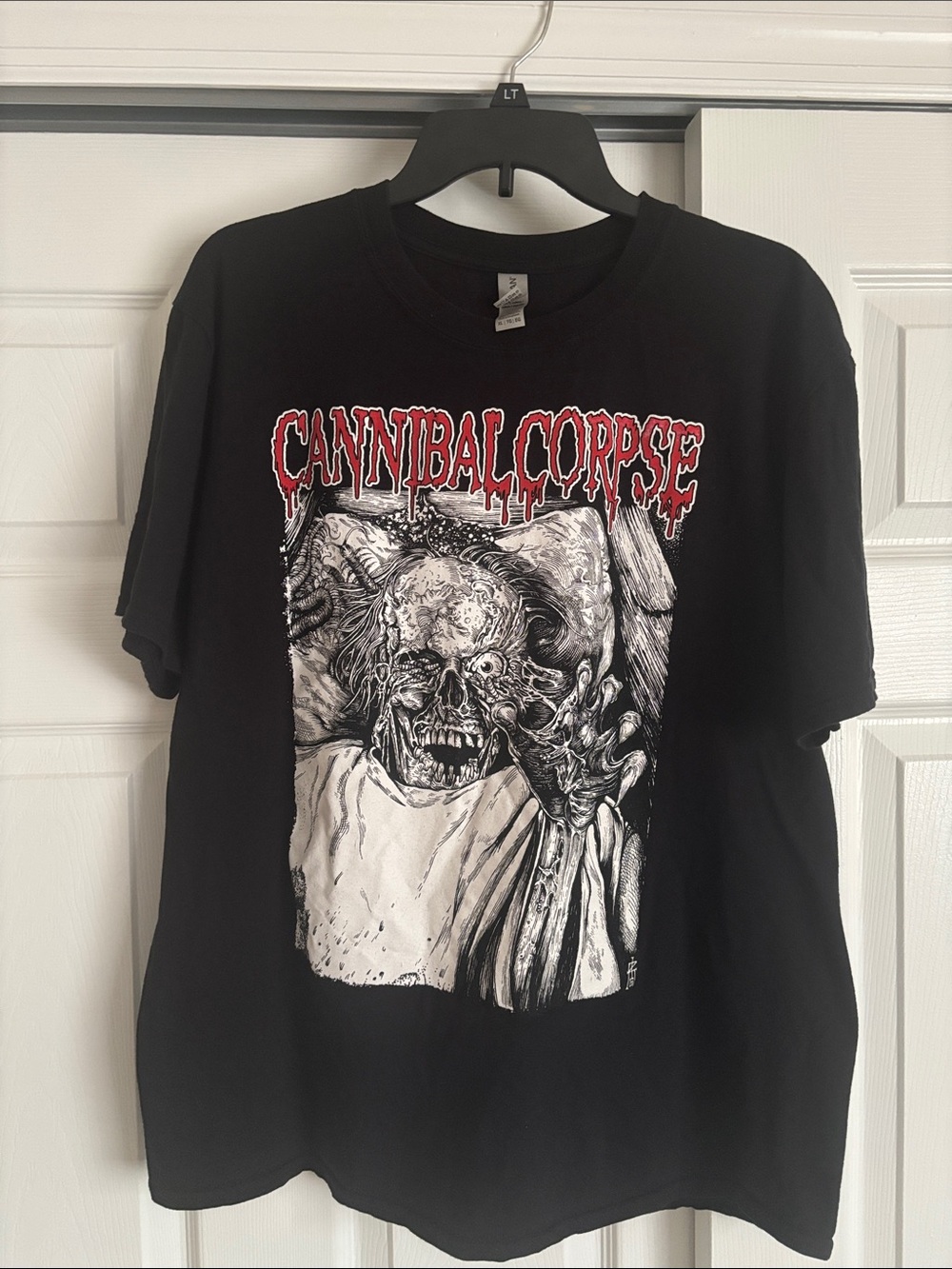 Cannibal Corpse Graphic Black Band T-Shirt zombie
